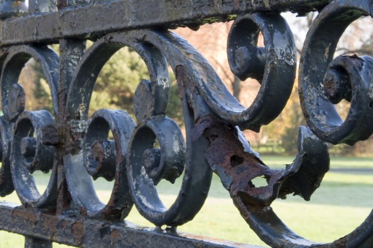 Ask a Metallurgist: Wrought Iron vs Cast Iron | Metal Casting Blog