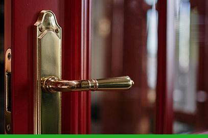 How to tell if you need a right or left-handed door handle?