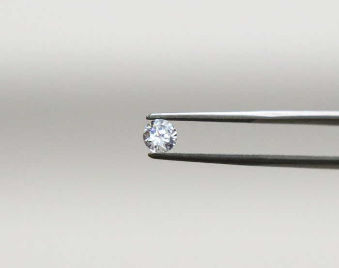 Diamonds Convert Nuclear Waste Into Clean Batteries